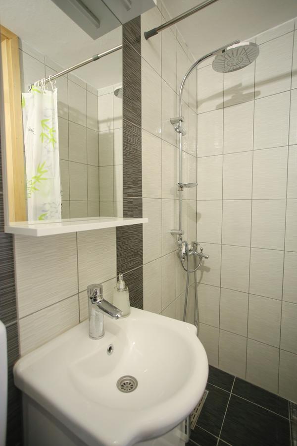 Guesthouse Adi Mostar Exterior photo
